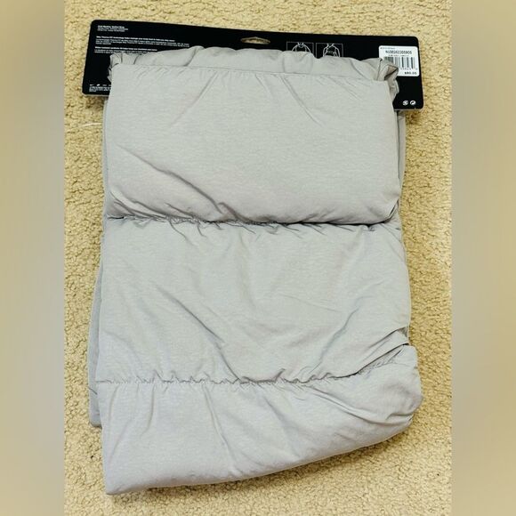 NWT Nike Therma-Fit Quilted Running Wrap in Gray Haze - Picture 4 of 10